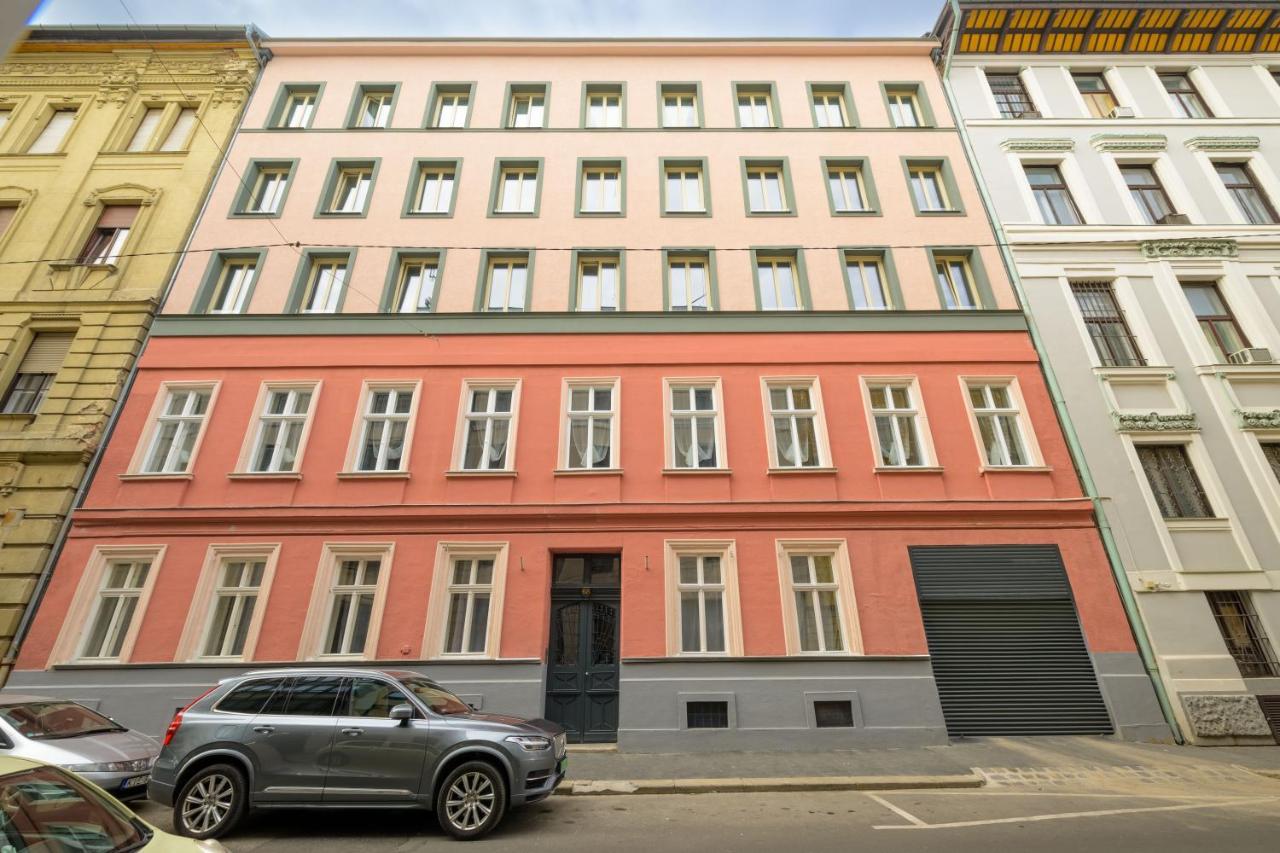 Apartamento Millenium Spa-Heroes Budapest Exterior foto